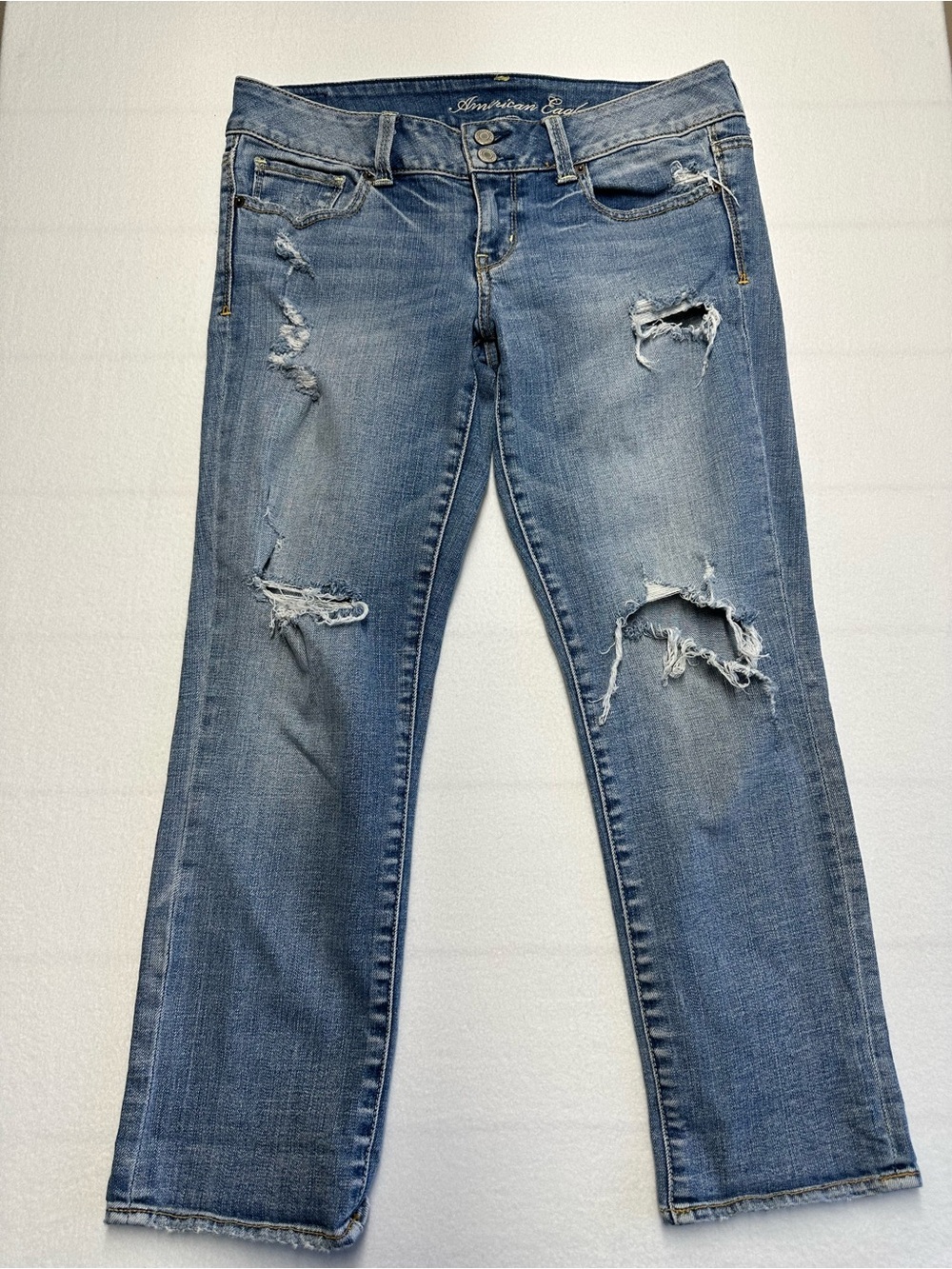 American Eagle Women's Size 6 Distressed Coastal | Western Y2K Vibe Blue Jeans
